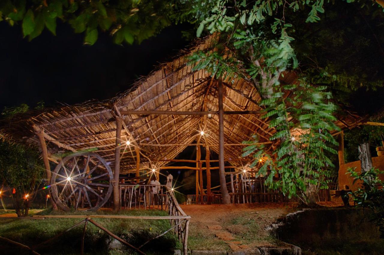 Hotel Kassapa Lions Rock Sigirija Zewnętrze zdjęcie